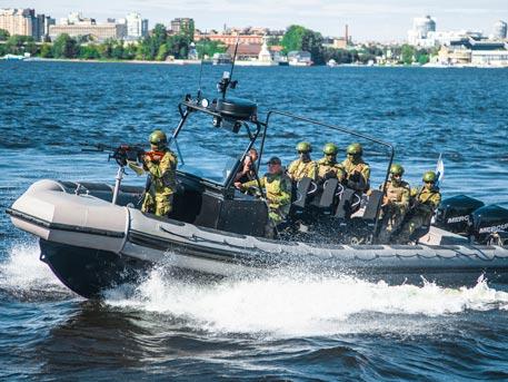 Штурмовая лодка для спецназа и морской пехоты