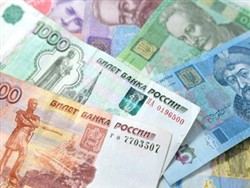 Россия - лидер по денежным переводам в Украину