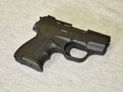 В Удмуртии семиклассник на уроке выстрелил из пистолета в глаз девочки
