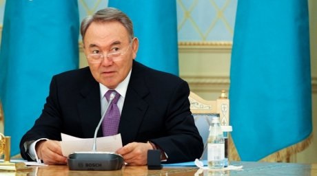 Назарбаев призвал главу Минэнерго страны наращивать добычу и переработку нефти