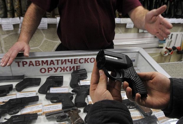 Российские власти сокращают число владельцев гражданского оружия