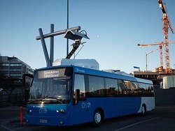 В Москве появился финский электробус с системой быстрой подзарядки на маршруте