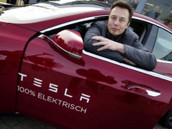 Кроссовер Tesla Model X получил высшую оценку по безопасности