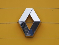Renault заявляет, что продажи в первом полугодии выросли на рекордные 10 процентов