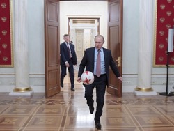Президент РФ гарантирует достойное проведение Чемпионата Мира по футболу
