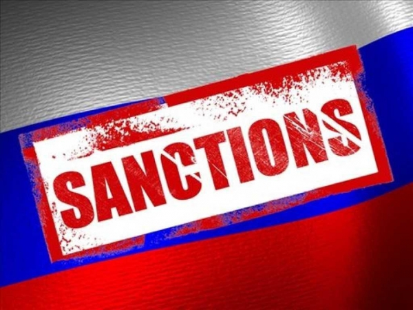Мэй пригрозила усилить санкции против России