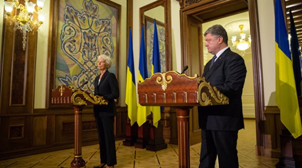 МВФ на Украине: Теоретически - благо, а по сути - издевательство