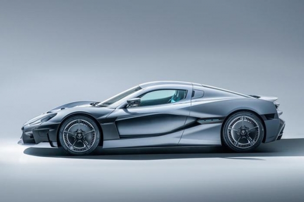 Rimac C_Two: электрический гиперкар мощностью почти 1900 "лошадей"